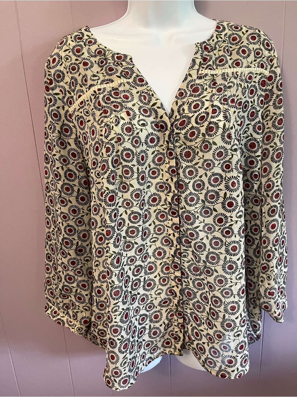 Skies Are Blue Cream Blouse with Red & Black Sunburst Print